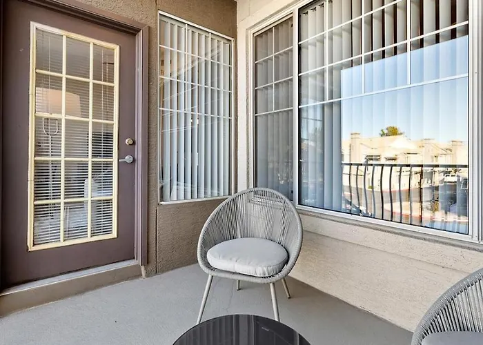 Landing Modern With Amazing Amenities Apartment *